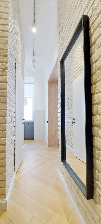 Apartment простора і вишукана в самому серці львова *